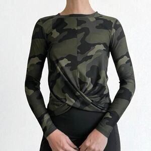 Old Navy Active Breathe On Green Camouflage Long Sleeve Faux Wrap Top